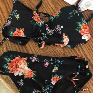 Medium cupshe floral bikini